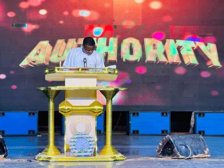 Altar of Authority & Decrees